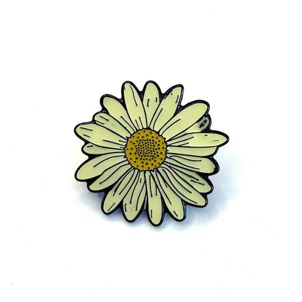 Daisy Pin Badge