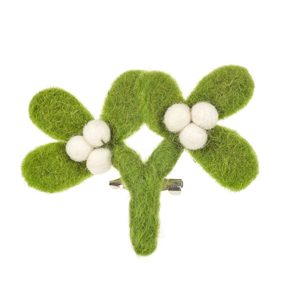 Mistletoe Brooch